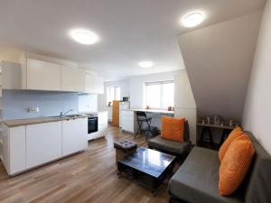 Prodej bytu 2+kk, Uherské Hradiště, Moravní nábřeží, 76 m2