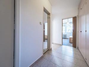 Prodej bytu 2+kk, Praha - Hostivař, Záveská, 48 m2