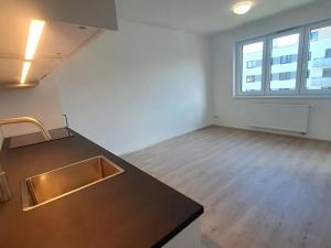 Pronájem bytu 2+kk, Praha - Hlubočepy, Fabiánové, 44 m2