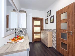 Prodej bytu 2+1, Chomutov, Vrchlického, 54 m2