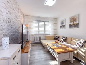 Prodej bytu 2+1, Chomutov, Vrchlického, 54 m2