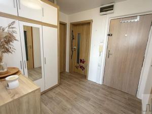 Prodej bytu 3+1, Litvínov, B. Němcové, 62 m2