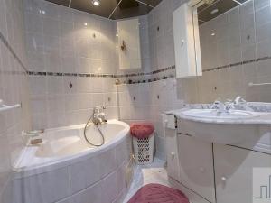 Prodej bytu 3+1, Ústí nad Labem, Šumavská, 68 m2