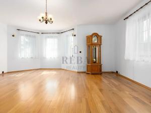 Prodej rodinného domu, Cheb, Tichá, 200 m2