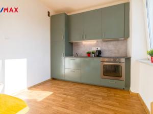 Prodej bytu 2+1, Hradec Králové - Pražské Předměstí, Haškova, 57 m2