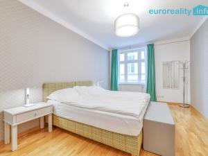 Pronájem bytu 2+kk, Mariánské Lázně, Masarykova, 80 m2