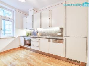 Pronájem bytu 2+kk, Mariánské Lázně, Masarykova, 80 m2