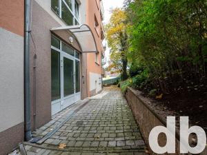 Pronájem bytu 3+kk, Karlovy Vary, Rumunská, 76 m2