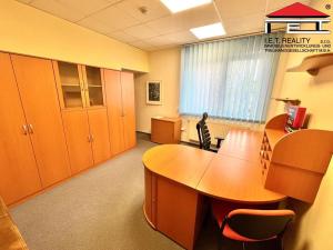 Pronájem skladu, Ostrava, Sokolská třída, 181 m2