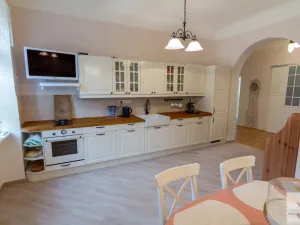 Pronájem bytu 3+1, Karlovy Vary, Krále Jiřího, 130 m2