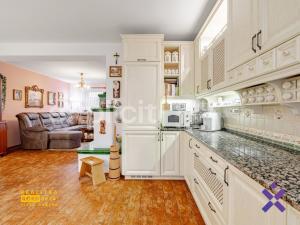 Prodej rodinného domu, Provodov, 234 m2