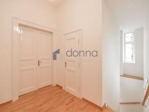 Pronájem bytu 3+kk, Praha, Mánesova, 118 m2