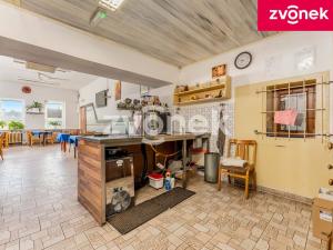 Prodej komerční nemovitosti, Chropyně, 800 m2