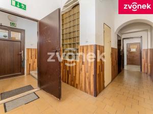 Prodej komerční nemovitosti, Chropyně, 800 m2