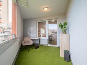 Prodej bytu 2+kk, Praha - Horní Měcholupy, Modenská, 66 m2