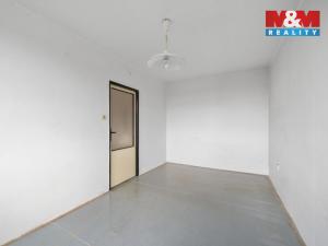 Prodej bytu 3+1, Broumov - Nové Město, Sídliště Křinické, 70 m2