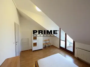 Pronájem kanceláře, Praha - Smíchov, Štefánikova, 55 m2