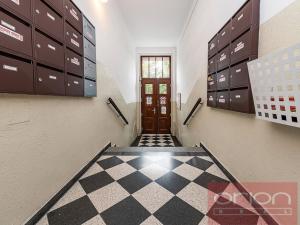 Prodej bytu 2+kk, Praha - Smíchov, Na Zatlance, 53 m2