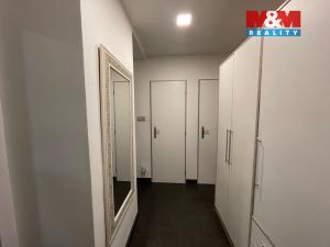 Pronájem bytu 1+1, Ostrava - Poruba, Čs. exilu, 38 m2