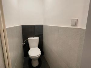 Pronájem bytu 1+1, Ostrava - Poruba, Čs. exilu, 38 m2