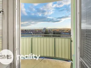 Prodej bytu 3+1, Brno, Za školou, 74 m2