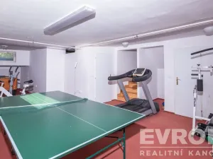 Prodej rodinného domu, Horní Branná, 300 m2