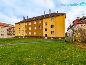 Prodej bytu 2+1, Mariánské Lázně, Skalníkova, 53 m2