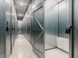 Pronájem skladu, Praha - Kobylisy, Horňátecká, 1 m2