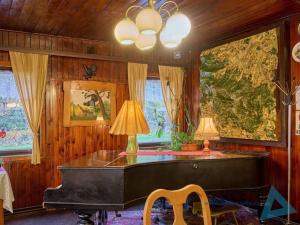 Prodej ubytování, Pec pod Sněžkou - Velká Úpa, 960 m2