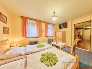 Prodej ubytování, Pec pod Sněžkou - Velká Úpa, 960 m2