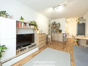 Prodej bytu 2+kk, Praha - Petrovice, Jakobiho, 43 m2