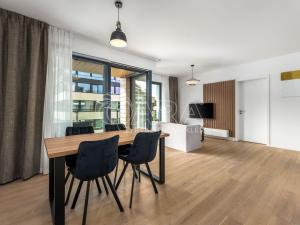Pronájem bytu 2+kk, Praha - Libeň, Menclova, 52 m2