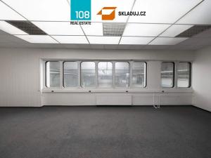 Pronájem skladu, Jihlava, Znojemská, 1500 m2