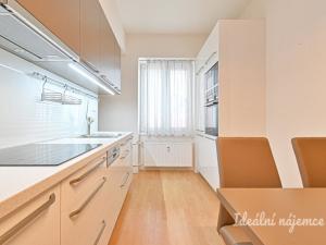 Pronájem bytu 1+1, Brno - Židenice, Škroupova, 38 m2