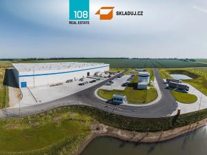 Pronájem skladu, Hrušky, 18000 m2