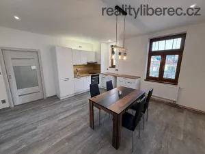 Pronájem bytu 3+kk, Liberec, Dobrovského, 82 m2