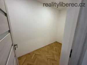 Pronájem bytu 3+kk, Liberec, Dobrovského, 82 m2