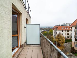 Pronájem bytu 2+kk, Praha - Modřany, Komořanská, 47 m2