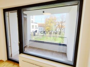 Pronájem bytu 2+kk, Praha, Mužíkova, 54 m2