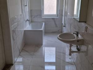 Pronájem bytu 2+1, Teplice, Kollárova, 85 m2