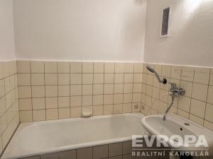 Prodej bytu 3+1, Liberec - Liberec XI-Růžodol I, U Mlékárny, 725 m2