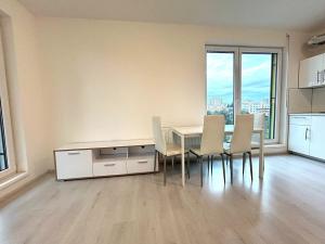 Pronájem bytu 2+kk, Praha - Malešice, Počernická, 60 m2