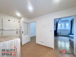 Pronájem bytu 2+1, Praha - Vinohrady, náměstí Jiřího z Lobkovic, 47 m2