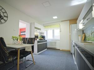 Prodej rodinného domu, Pitín, 250 m2