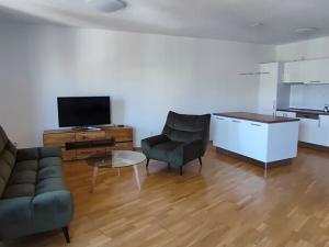 Pronájem bytu 3+kk, Ostrava, Biskupská, 101 m2