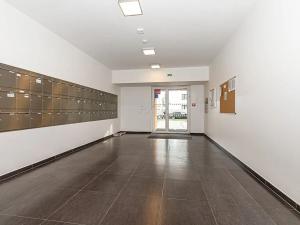 Pronájem bytu 1+kk, Praha - Vysočany, Strnadových, 33 m2