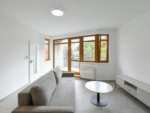 Pronájem bytu 2+kk, Praha - Košíře, Naskové, 60 m2