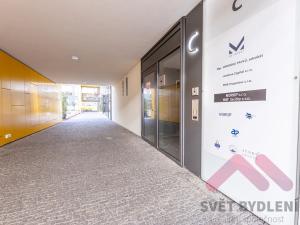 Pronájem kanceláře, Praha - Karlín, Sokolovská, 289 m2