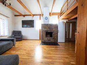 Prodej obchodního prostoru, Praha - Hlubočepy, Hlubočepská, 156 m2