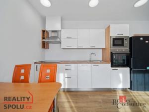 Pronájem bytu 2+kk, Chlumec nad Cidlinou - Chlumec nad Cidlinou IV, Komenského, 53 m2